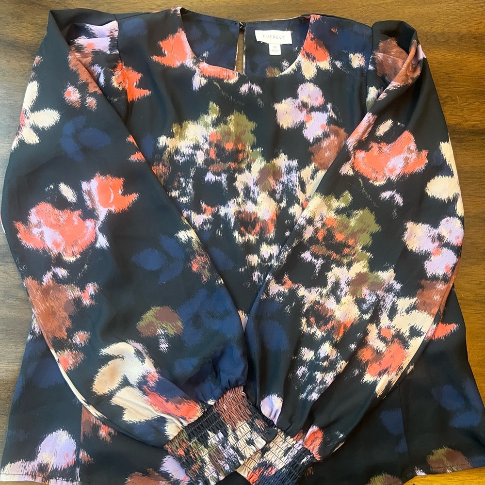 Evereve Women's Floral Top - Black and Pink
